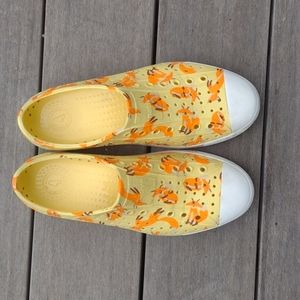 Native shoes fox print
